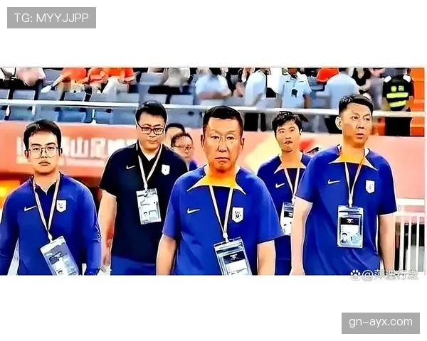 内忧外患！山东泰山争冠危机暴露，主帅战术分歧与阵容老化引发球迷热议